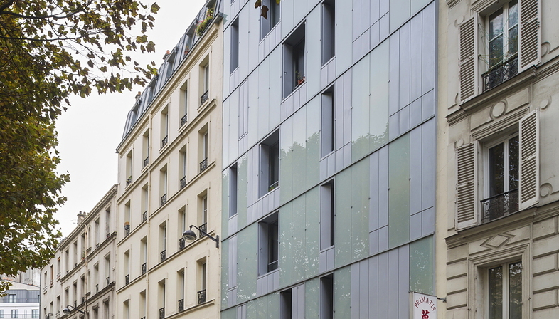 InSpace Architecture París: viviendas sociales y centro para familias
