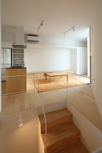 Takuro Yamamoto Architects: casa con 30.000 libros en Tokio
