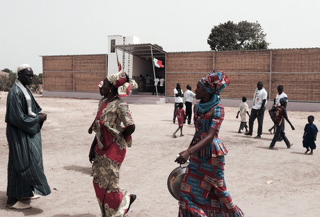 TAMassociati: H2OS poblado ecológico piloto en Senegal
