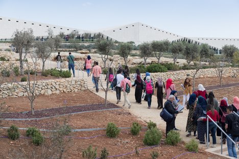 Heneghan Peng Architects: El museo de Palestina en Birzeit

