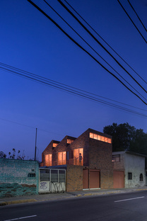 DOSA STUDIO: Casa Palmas en Texcoco, México

