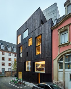 Dominique Coulon: edificio para oficinas y vivienda en Estrasburgo 
