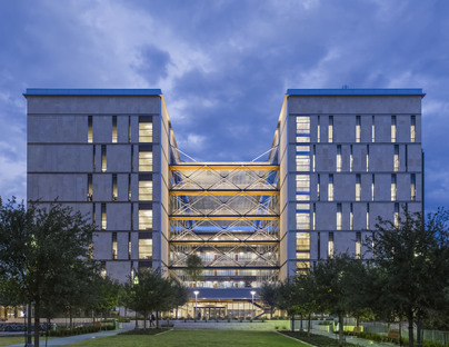 Ennead Architects + Jacobs: EERC Universidad de Texas, Austin
