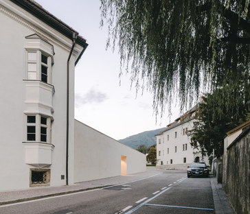 Barozzi/Veiga: la nueva Escuela de Música de Brunico en Alto Adige
