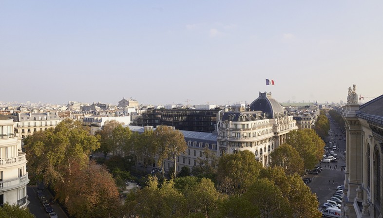 PCA-STREAM: Laborde, trasformación del cuartel parisino de la guardia real en oficinas
