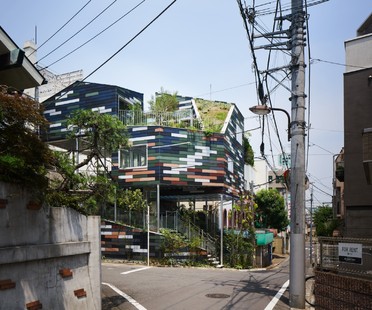 Akihisa Hirata: casa Overlap en Tokio
