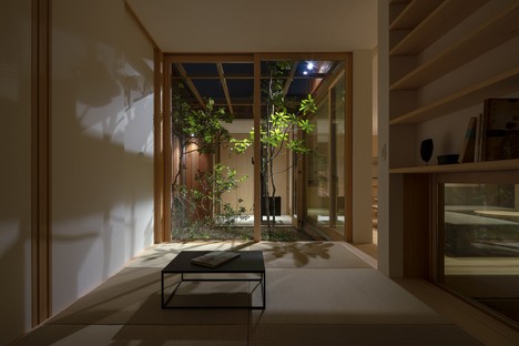 Arbol: Casa en Akashi, Japón
