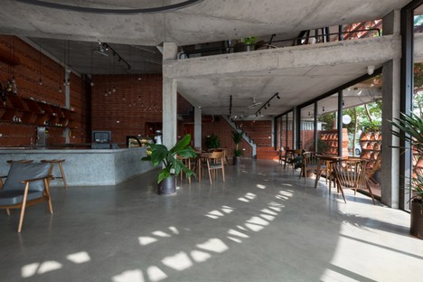 H&P Architects: Espacio Ngói en Hanoi, Vietnam
