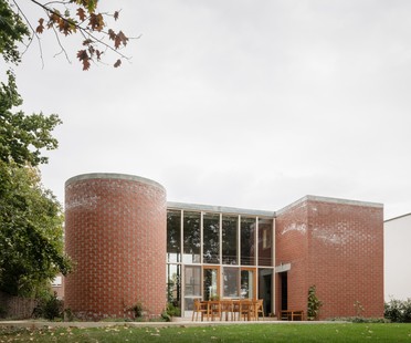 BLAF Architecten: casa para una familia de Malinas, en Flandes

