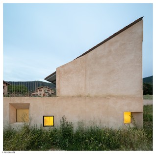Lecumberri Cidoncha Architects: casa RE en Lérruz, Navarra, España
