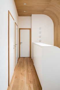 No Architects: reforma de un dúplex en Žižkov, Praga
