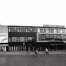 Ampliación centro comercial de Assen, Holanda. Herman Hertzberger