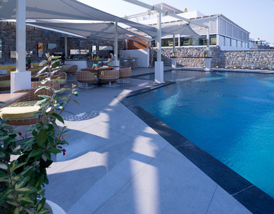 Hoteles y centros turísticos en Mykonos con baldosas Ultra Ariostea

