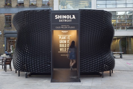 
	Pabellón de madera imitación piel “The Bolt” para Shinola, de Giles Miller Studio

