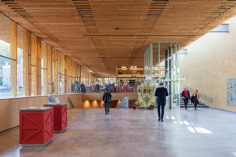 Ladrillos, cobre y madera para el Museo al Aire Libre, por Mecanoo

