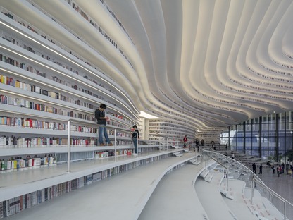 Esfera de policarbonato para la Biblioteca Binhai, por MVRDV
