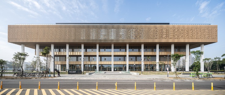 Estructura de acero para la biblioteca de Tainan, por Mecanoo

